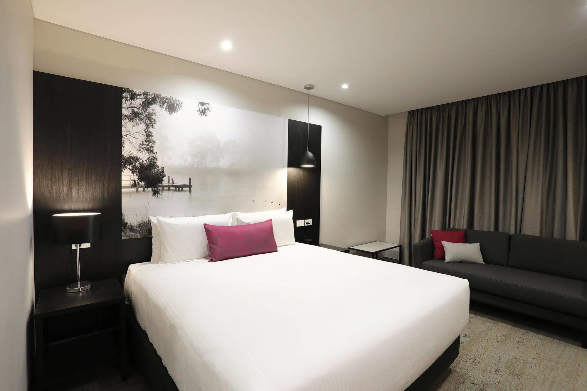 Mercure Tamworth Extérieur photo